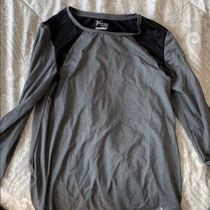 Long sleeve athletic top